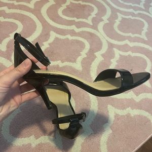 Y Not size 8 black heels